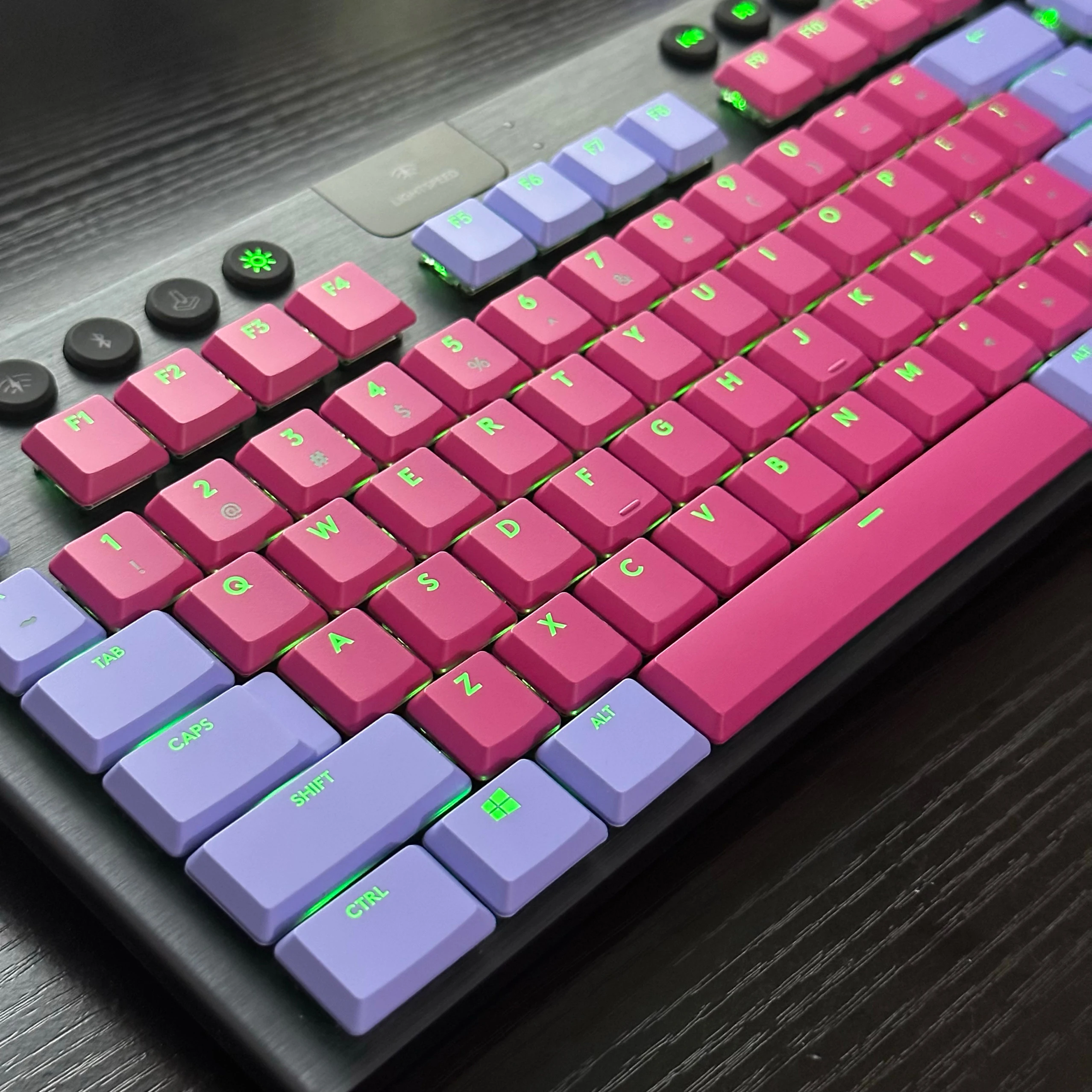 Backlit Keycaps,111 Keys Custom Shine Through Keycaps Replacement for…