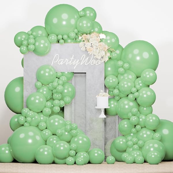 PartyWoo Pearl Light Green Balloons 140pcs Pastel Green Different Sizes