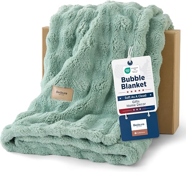 Bedsure Cloud Bubble Throw Blanket for Couch, Sage Green, 50"×60"